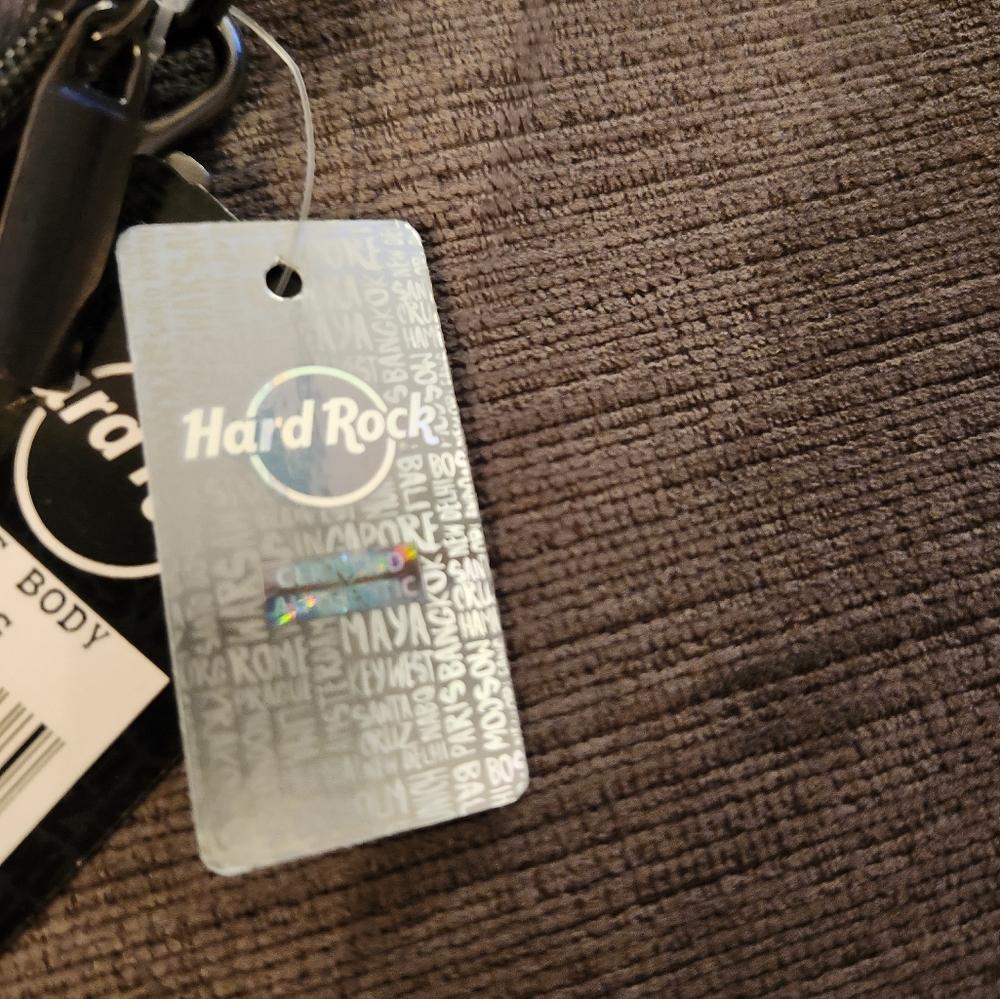 HARD ROCK CAFE CROSSOVER - Picture 4 of 6